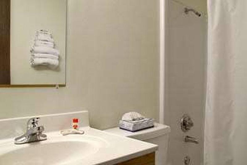 Travelodge Yankton Oda fotoğraf